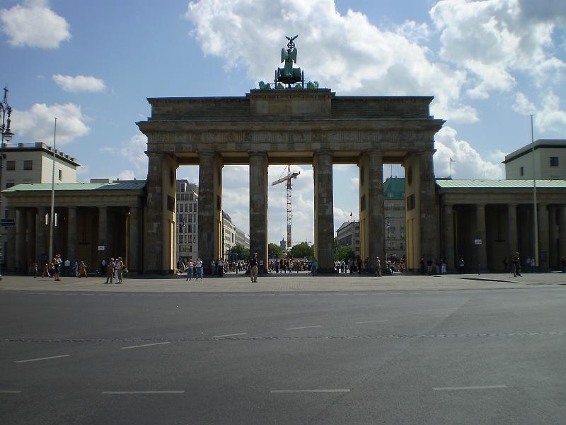 berlin 051.JPG - Brandenburg Gate